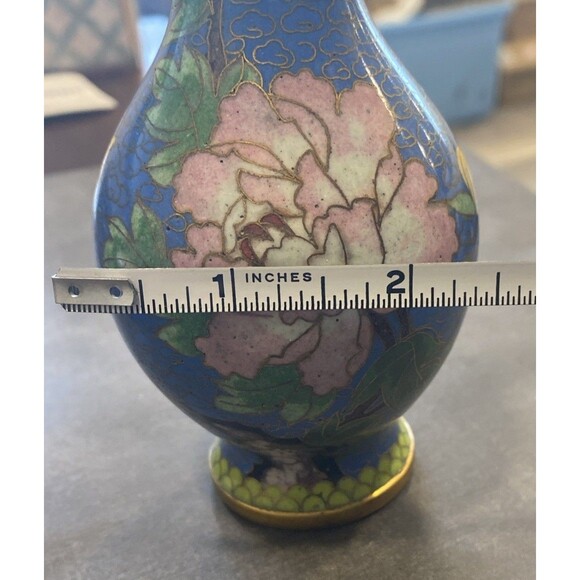 Vintage Chinese Cloisonné Enamel Small Vase - Blue Pink  Vintage Blue Chinese Cloisonné Mini Vases 5.5\